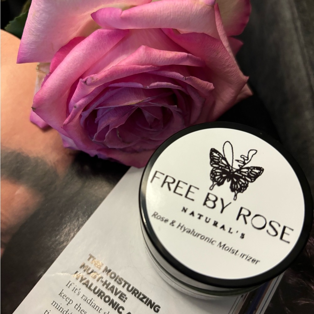 Rose & Hyaluronic Lux Mist takes rosewater to a higher lever of moisturization.